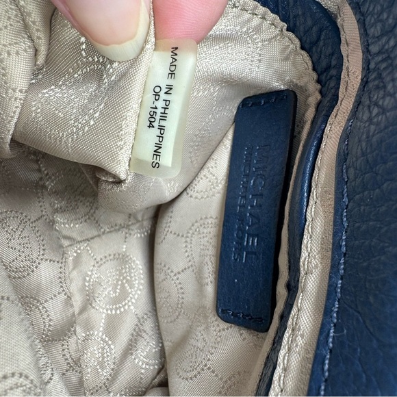 Michael Kors Fulton Crossbody Bag Dark Blue Leather Purse - Picture 10 of 15